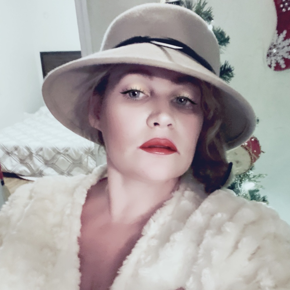 Meet your Posher, Jen